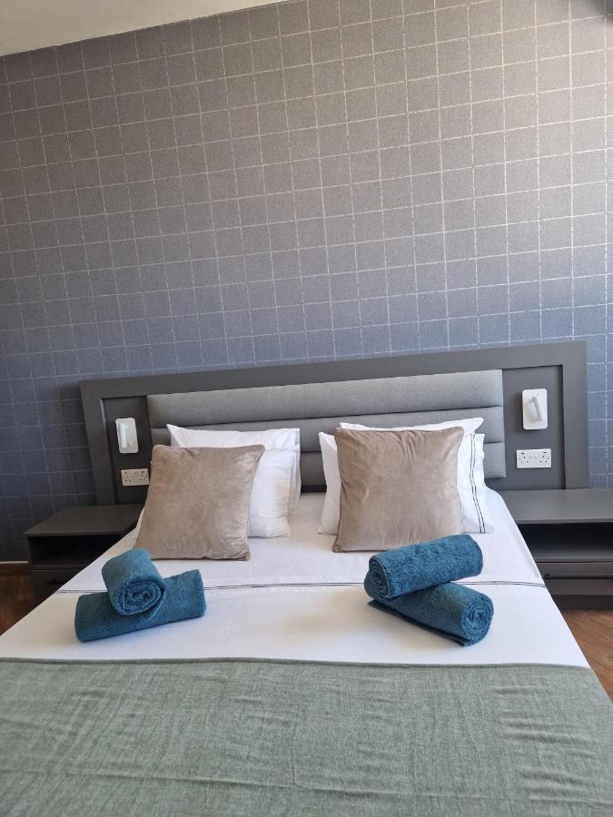 Korzo Suites Msida Luxury Penthouse With Pool Exterior photo